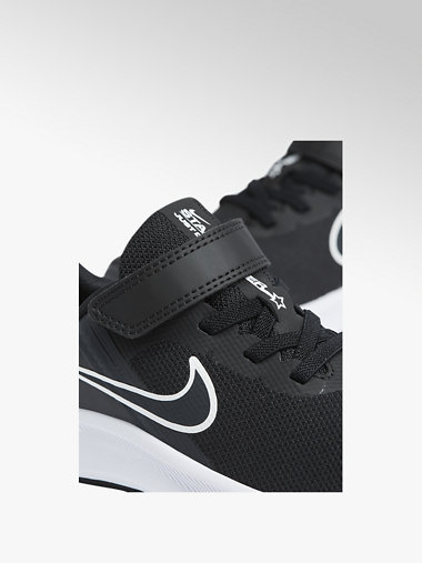 Nike star online runner deichmann